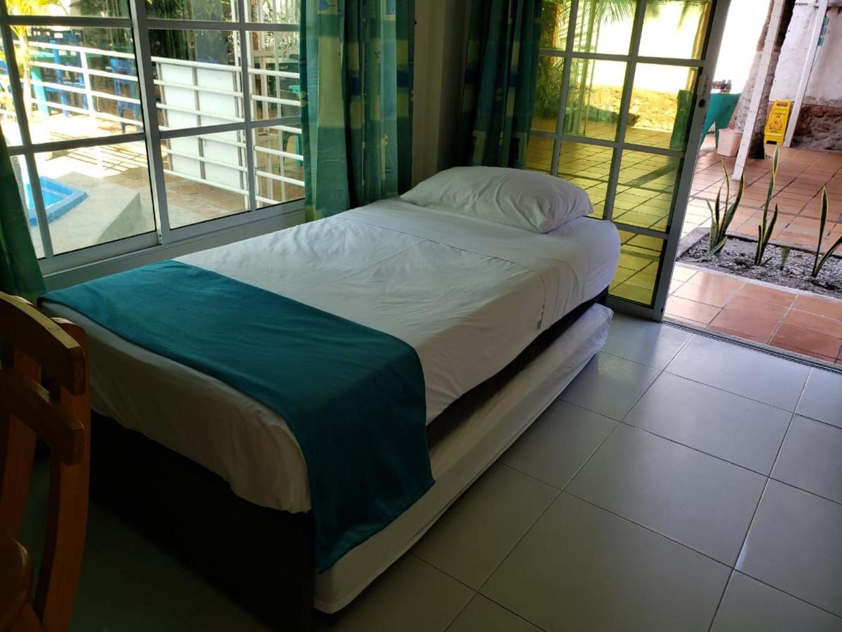 Naloy Hotel