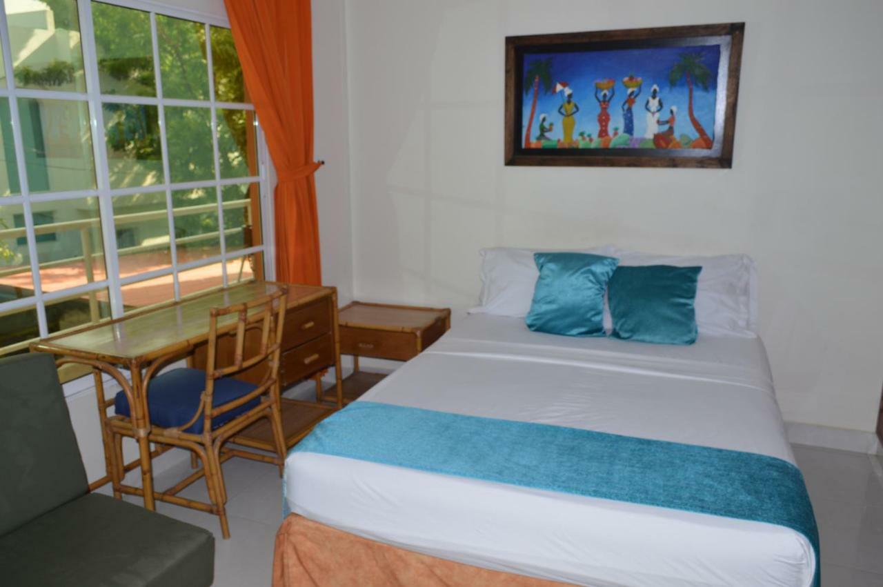 Hotel Naloy *